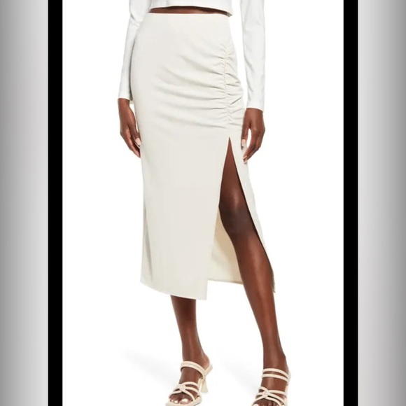 NWT! Open Edit Nordstrom Runched Knit Midi Skirt in Grey Moonbeam - Picture 1 of 6